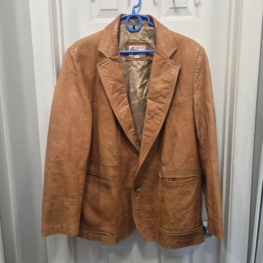 Silton Vintage Leather Jacket Flawed Size XL?